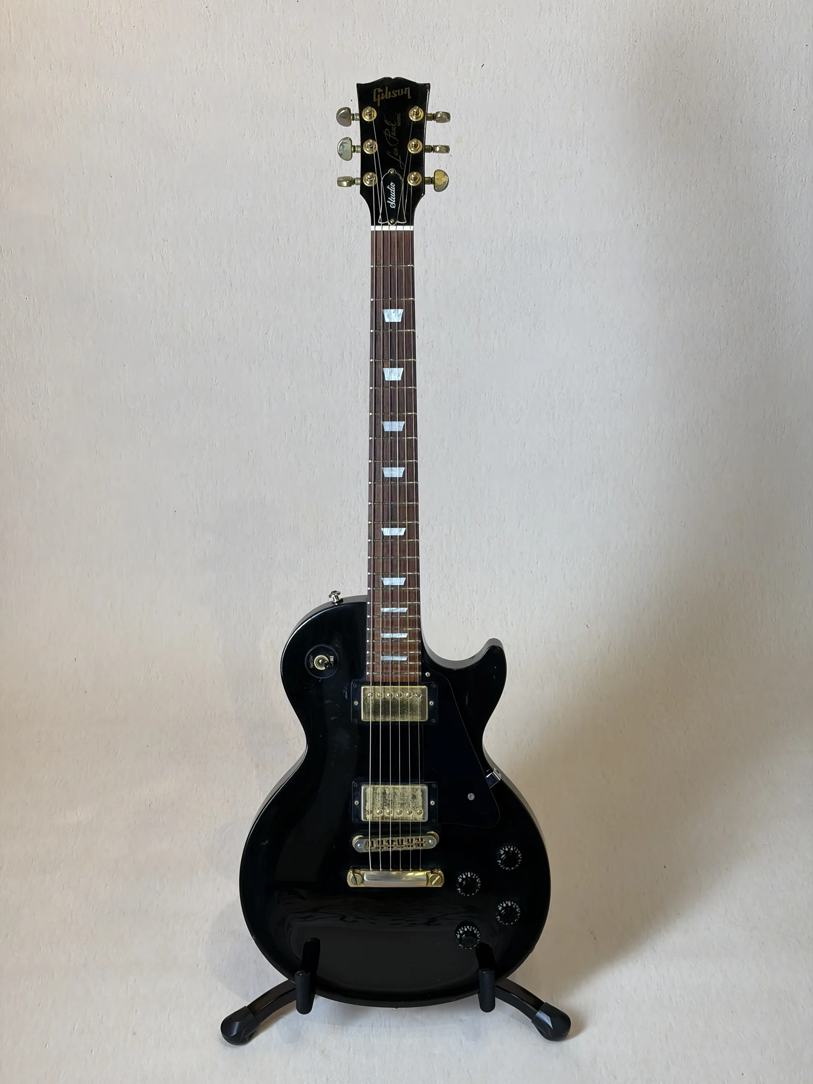 Gibson Les Paul Studio 2000 库存封面图