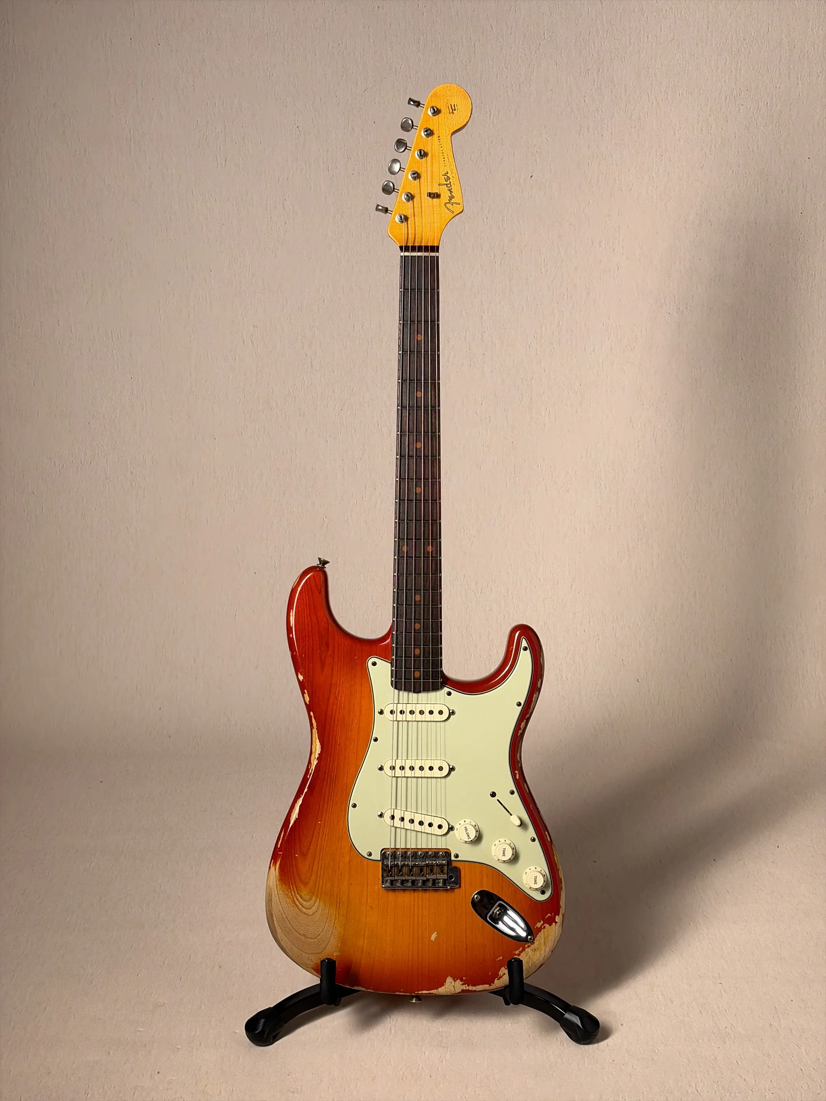 Fender Custom Shop F22 LTD 62'Stratocaster Heavy Relic 2022 库存封面图
